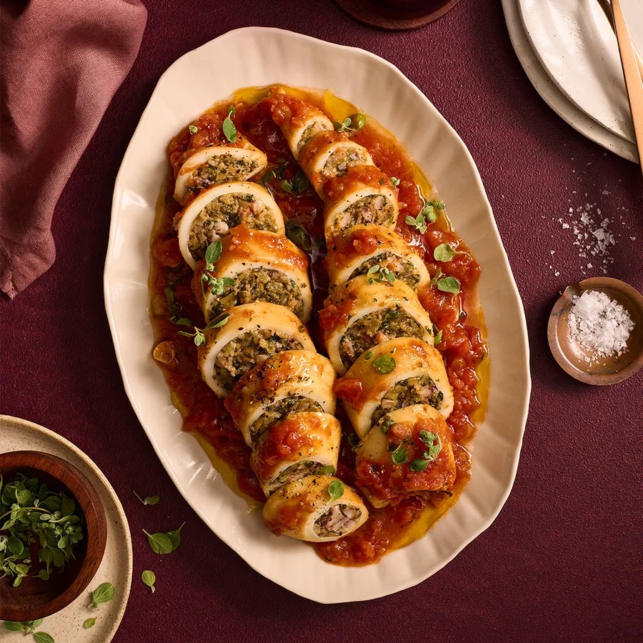 Mực ống nhồi thịt - món ăn vừa ngon vừa đẹp mắt (Ảnh: Gourmet Traveller)