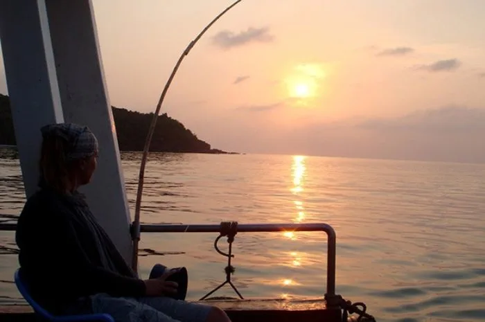 Tour câu mực đêm Phú Quốc