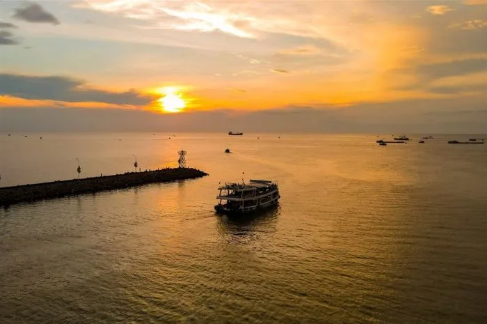 Tour câu mực đêm Phú Quốc