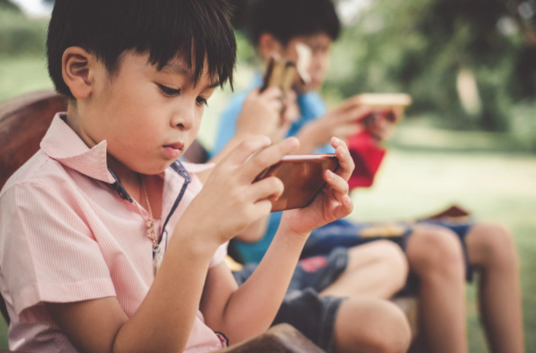 Câu Cá Lớn Phú Quốc Cho Gia Đình: Hoạt Động Vui Vẻ Và Gắn Kết