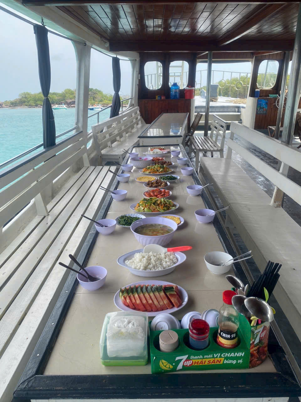 Hành Trình Chinh Phục Đại Dương Cùng Phương Nhi Tour